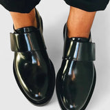 Atena™ - Mocassins elegantes com tira