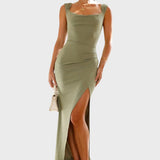 Clara™ - Vestido elegante e intemporal com fenda